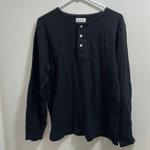Men’s Saturday NYC Black Long Sleeve Henley Size Large